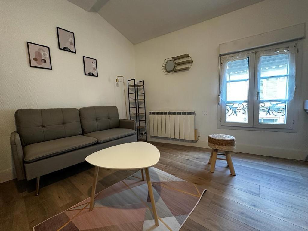 Le Petit Rempart Apartment Niort Exterior foto
